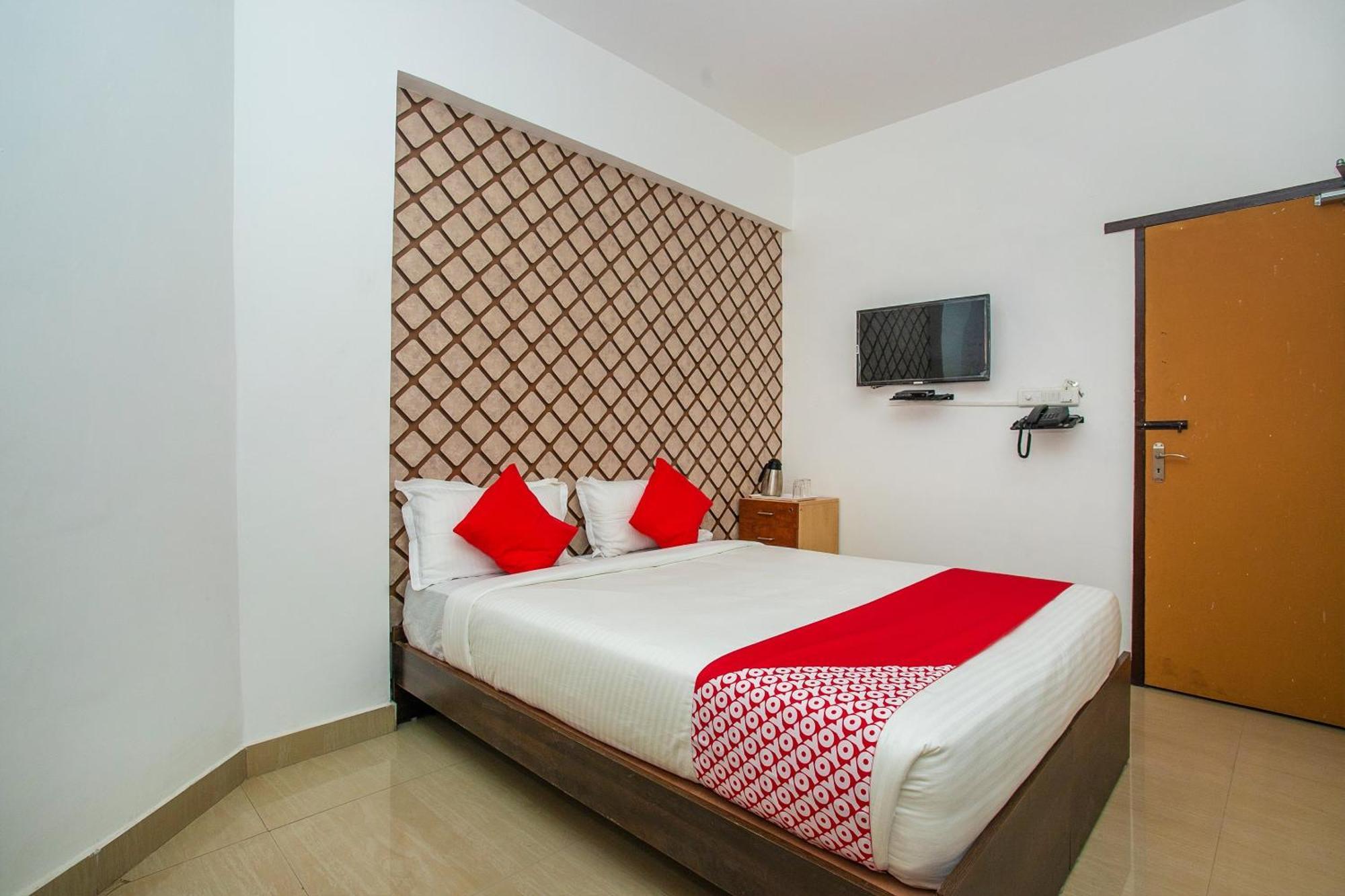 Oyo Splenor Inn Kammasandra エクステリア 写真